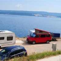 camping-sirena-omis-2edwx