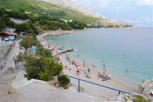 camping-sirena-omis-9nqen