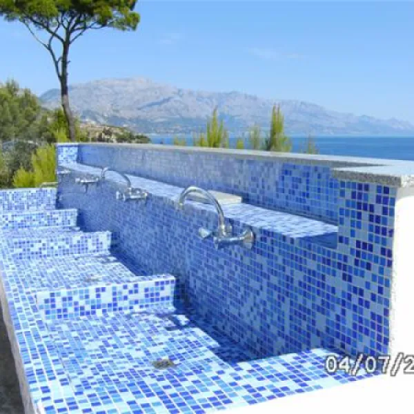 camping-sirena-omis-b07j7