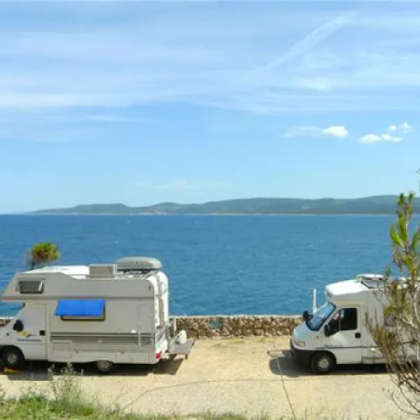 camping-sirena-omis-cykev