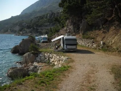 camping-sirena-omis-d0m0c
