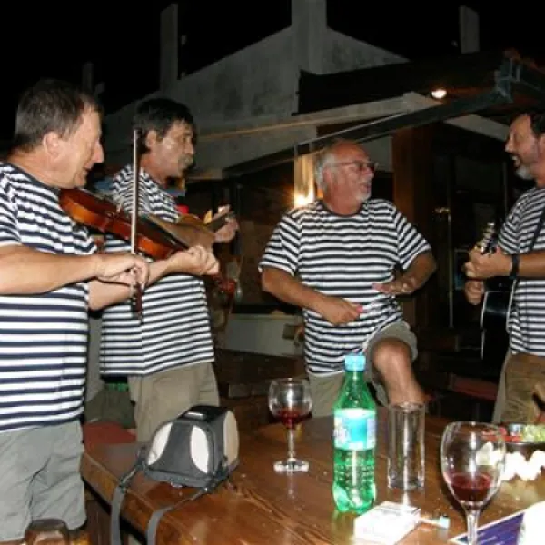 camping-sirena-omis-ode6p
