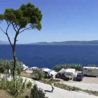 camping-sirena-omis-sjhu1
