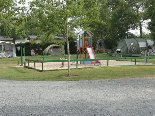 camping-le-robinson-colleville-sur-mer-it9vf