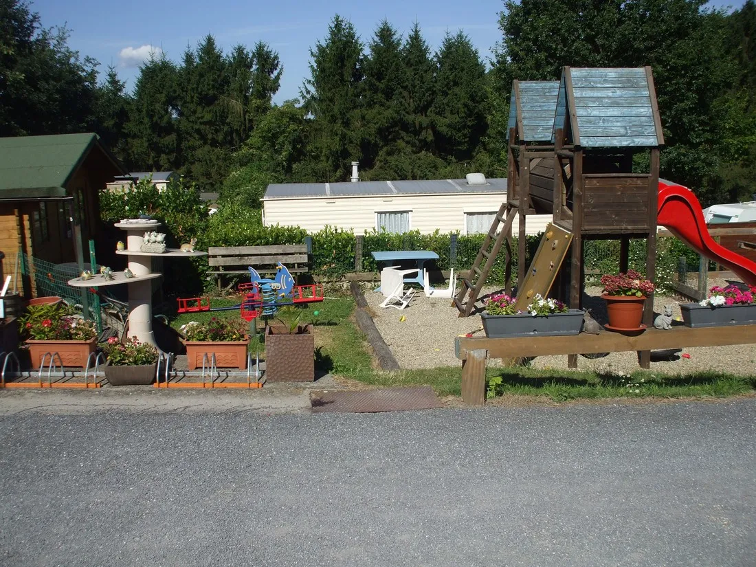 camping-les-trieux-malonne-iddjh