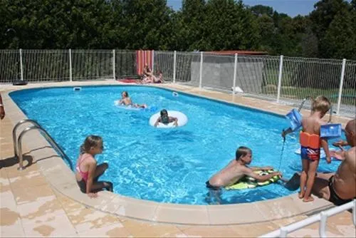camping-la-coccinelle-blot-l-eglise-bfdvx