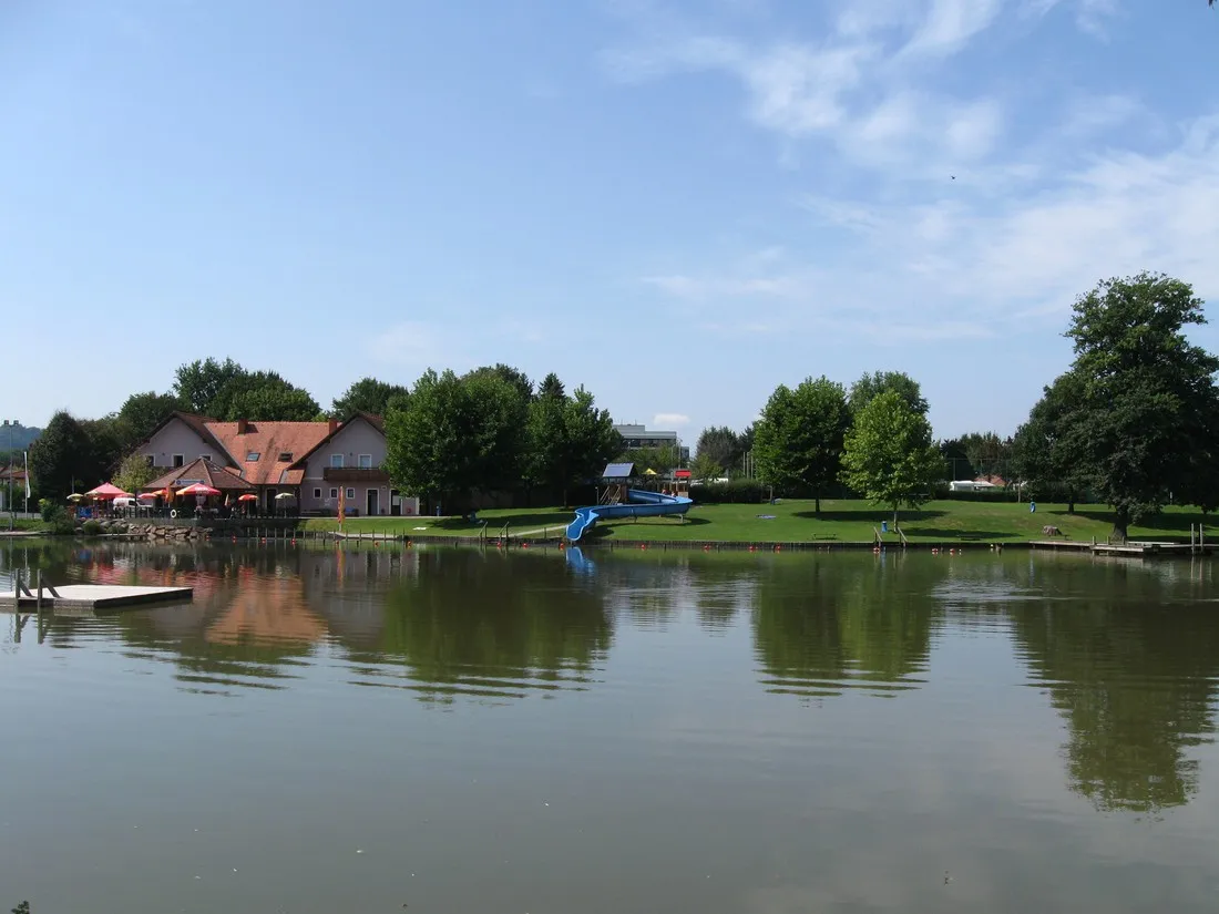 naturbadesee-weinland-camping-gleinsttten-ejs9y