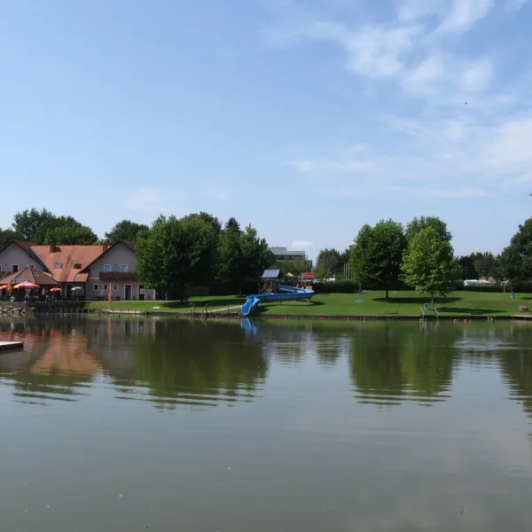 naturbadesee-weinland-camping-gleinsttten-ejs9y