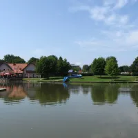 naturbadesee-weinland-camping-gleinsttten-ejs9y