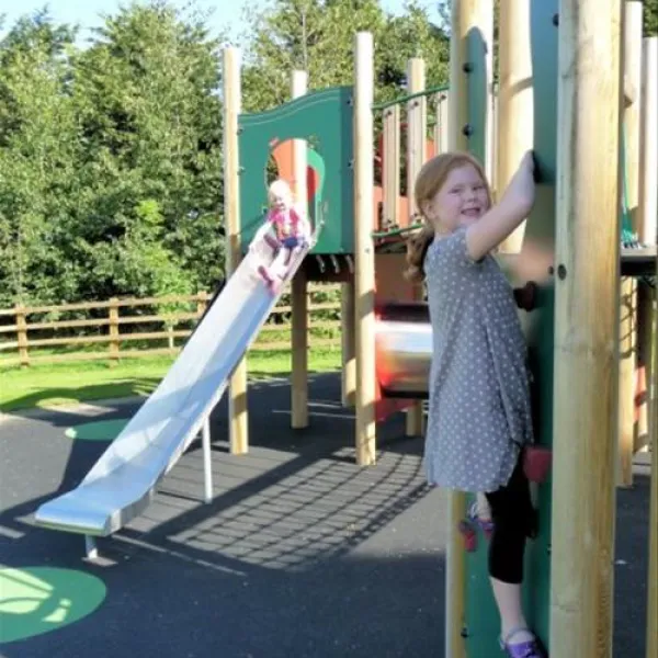 robin-hood-caravan-camping-park-slingsby-york-acevw