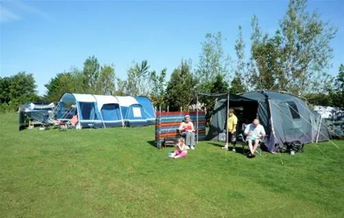 robin-hood-caravan-camping-park-slingsby-york-dstz1
