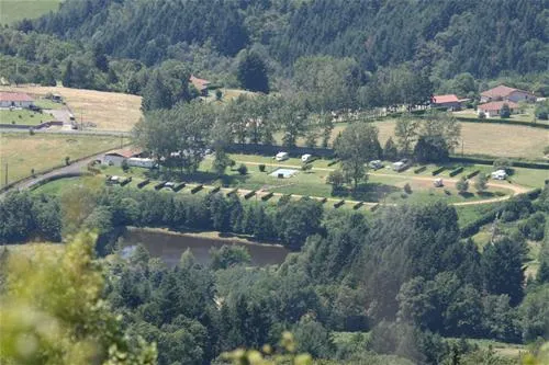 camping-grun-de-chignore-vollore-ville-ndyiy