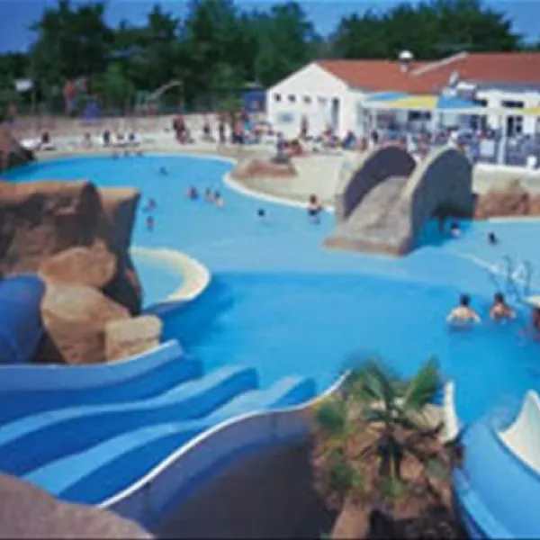 camping-acapulco-saint-jean-de-monts-wwk8f