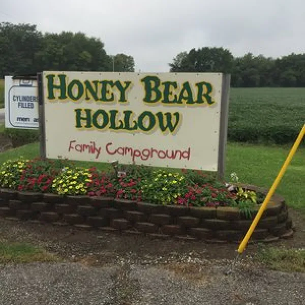 honey-bear-hollow-family-peru-eq5vj