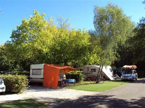 camping-municipal-de-louhans-louhans-vmlot