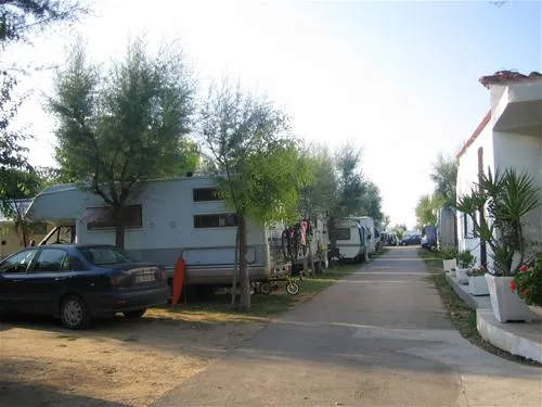 campeggio-bellariva-peschici-iz9am