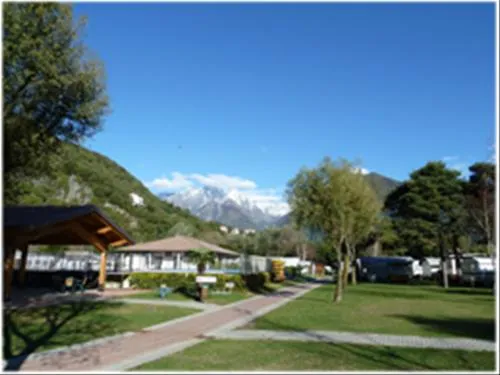camping-la-riva-sorico-7va8d