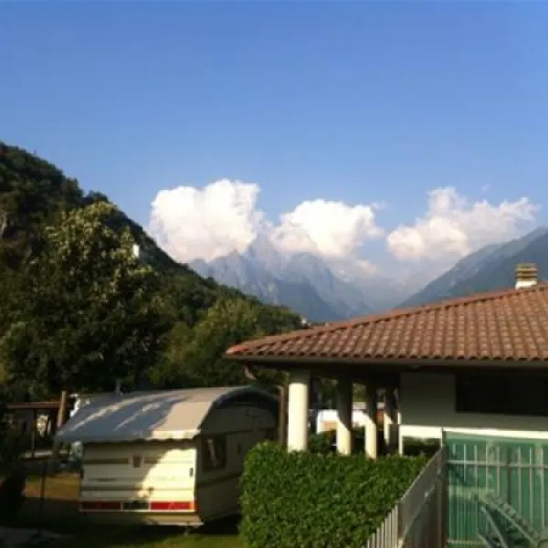 camping-la-riva-sorico-xflqv
