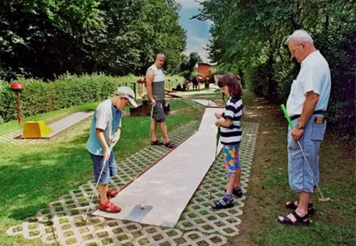 camping-birkelt-larochette-db148