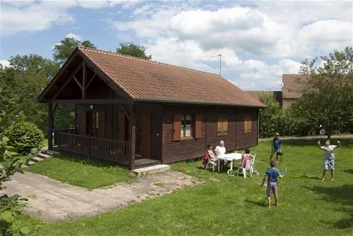 camping-le-village-des-meuniers-dompierre-les-ormes-kr73t