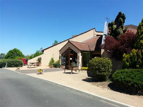 camping-le-village-des-meuniers-dompierre-les-ormes-lczin