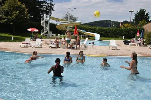 camping-le-village-des-meuniers-dompierre-les-ormes-tbbu2