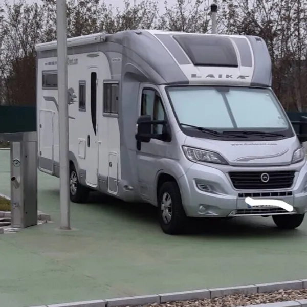 camping-stop-west-camp-bg-surcin-vapf4