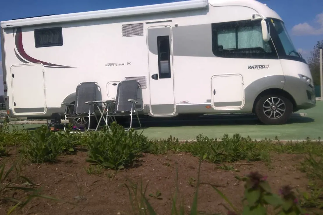 camping-stop-west-camp-bg-surcin-zht2h