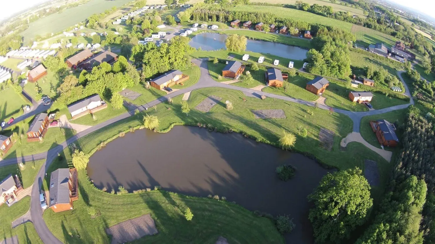 beaconsfield-farm-caravan-park-shrewsbury-colcq