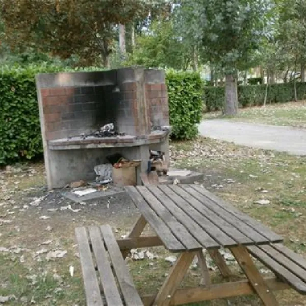camping-municipal-de-fontclaire-puivert-quuai