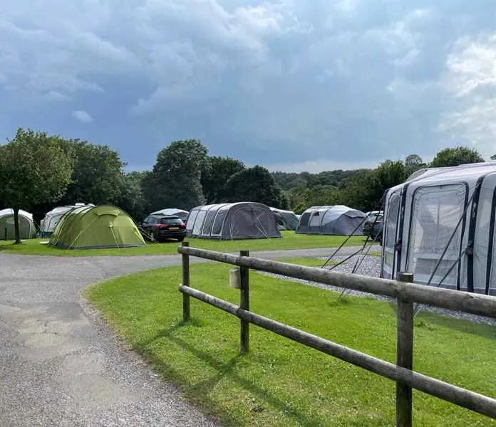 salcombe-regis-camping-and-caravan-park-sidmouth-byo2v