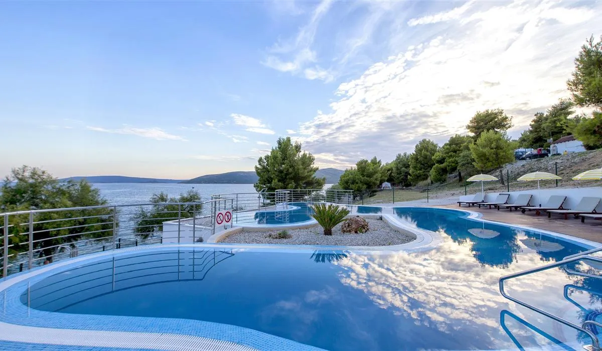 camping-belvedere-seget-vranjica--trogir-xwmbs
