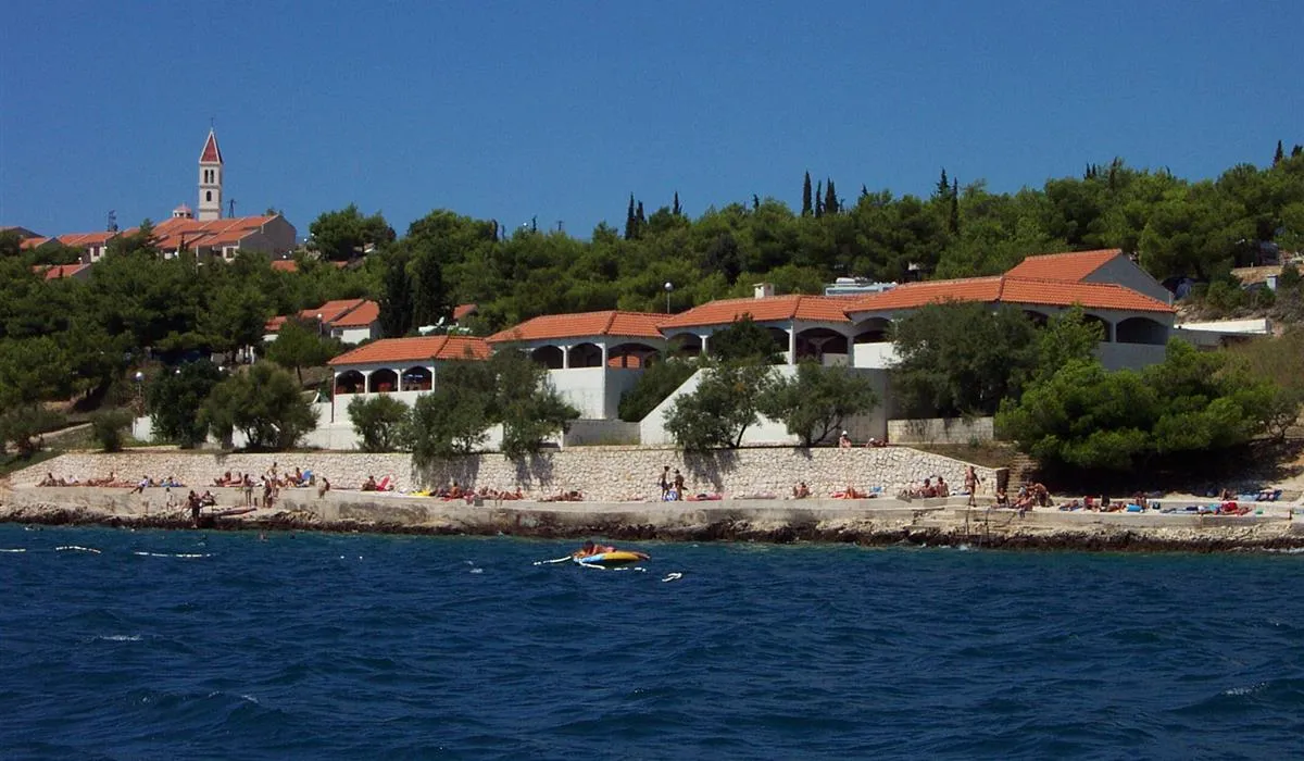 camping-belvedere-seget-vranjica--trogir-yzhla