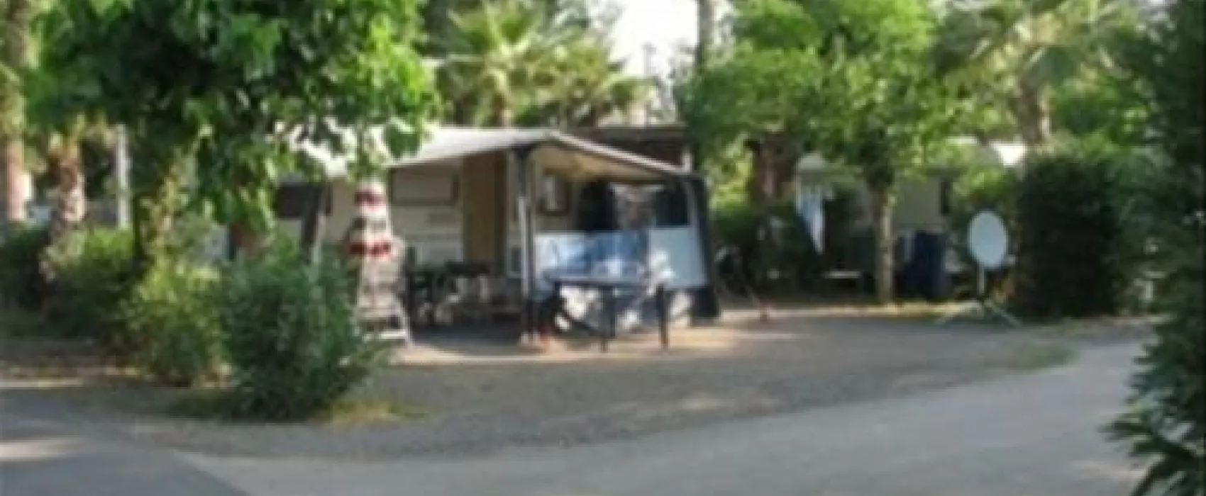 Camping Les Champs Blancs  