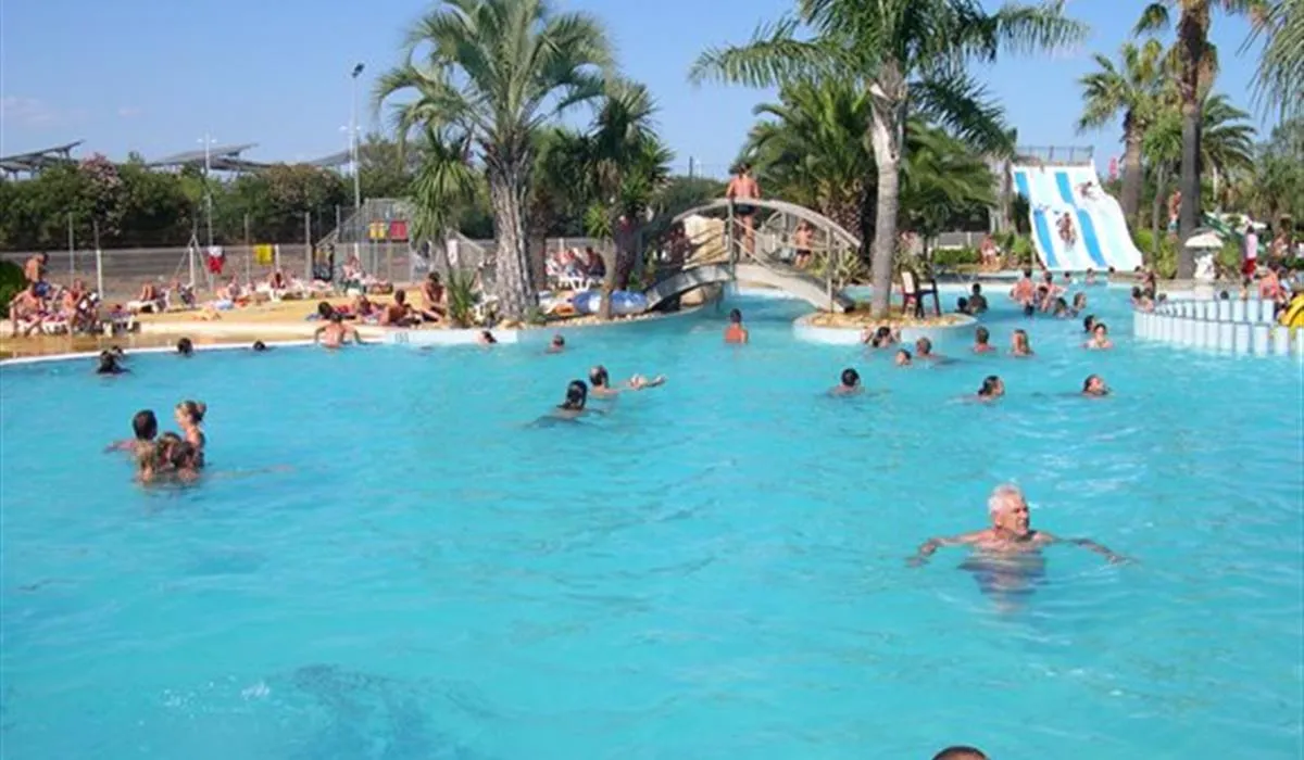 camping-les-champs-blancs-agde-kjiql