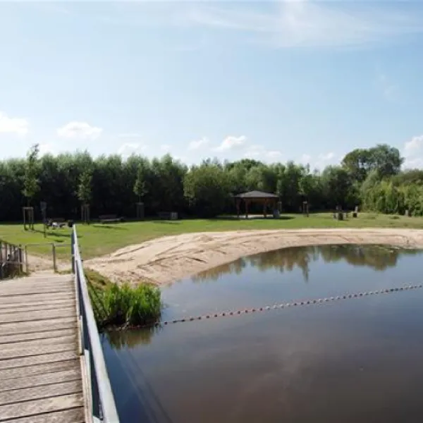 peenecamp-neukalen-meckl-seenplatte-schweiz-neukalen-eymqo