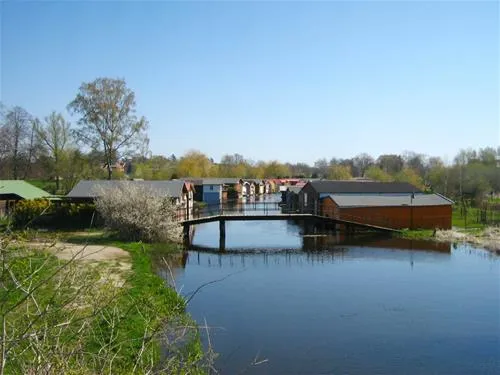 peenecamp-neukalen-meckl-seenplatte-schweiz-neukalen-rc67u