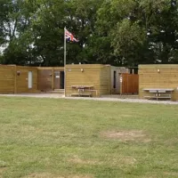 blacklands-farm-caravan-camping-henfield-vdpiz