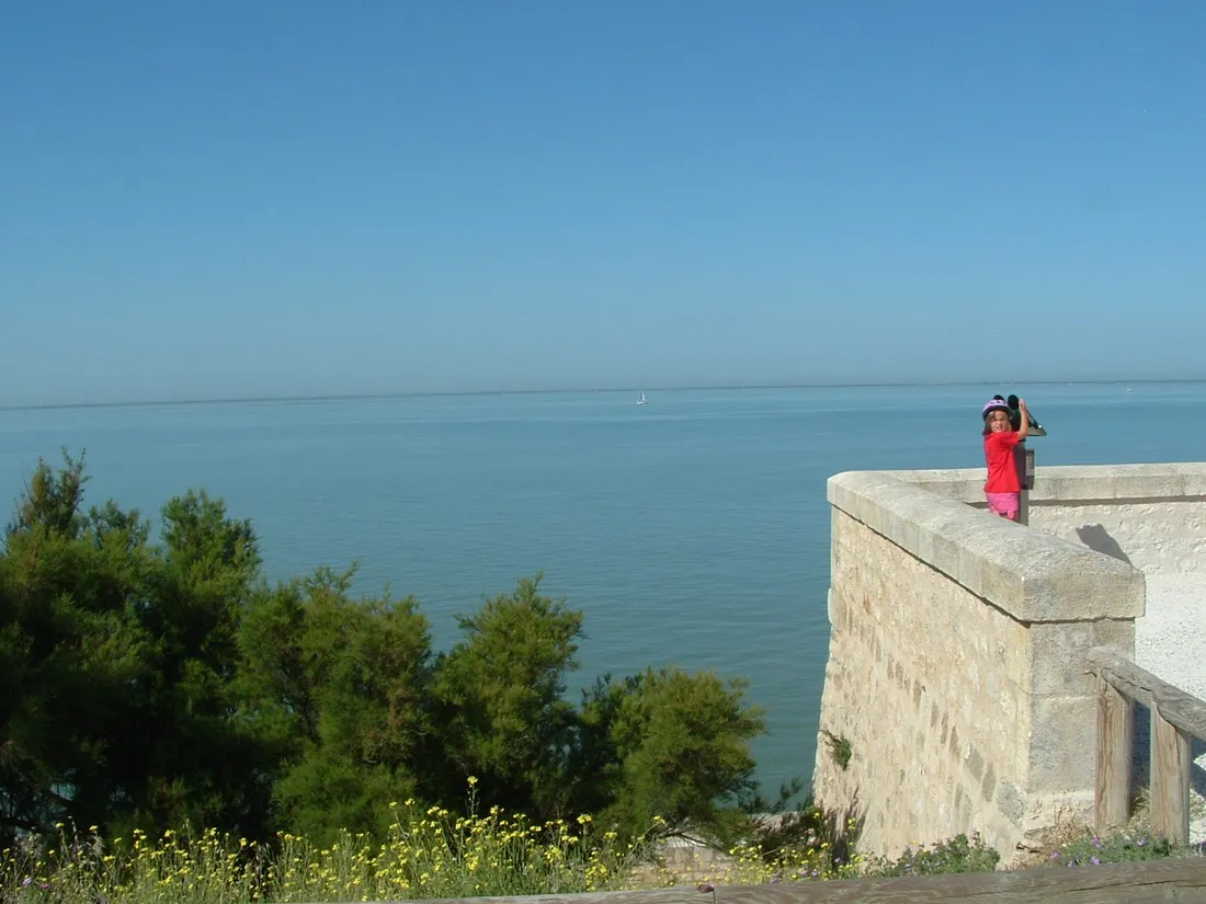 azureva-fouras-charente-maritime-nmkwo