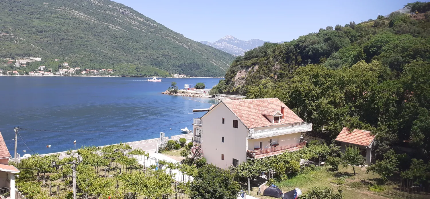 camping-verige-tivat-flozy