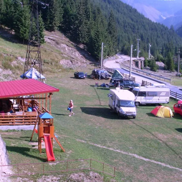 pensiune-camping-laura-borsa-borsa-aceiu