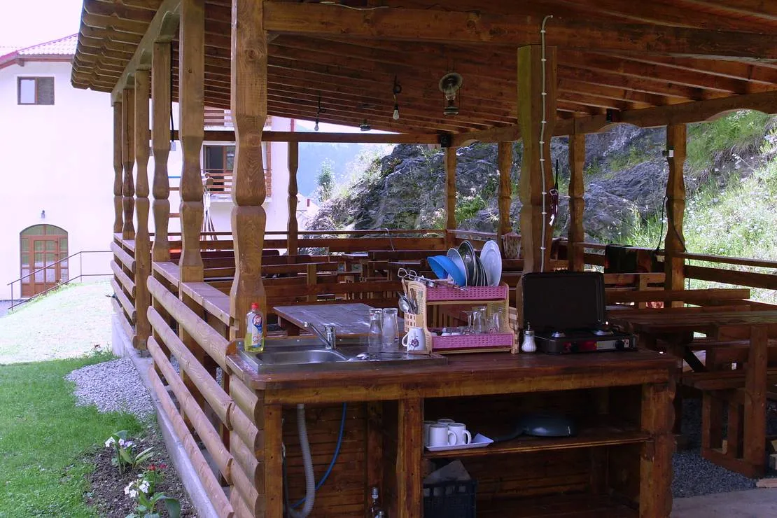 pensiune-camping-laura-borsa-borsa-zk3vk