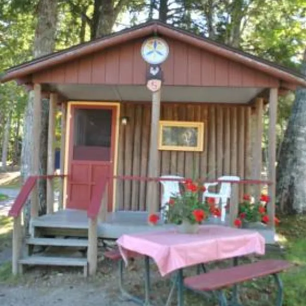 shady-oaks-campground-cabins-orland-xwccg