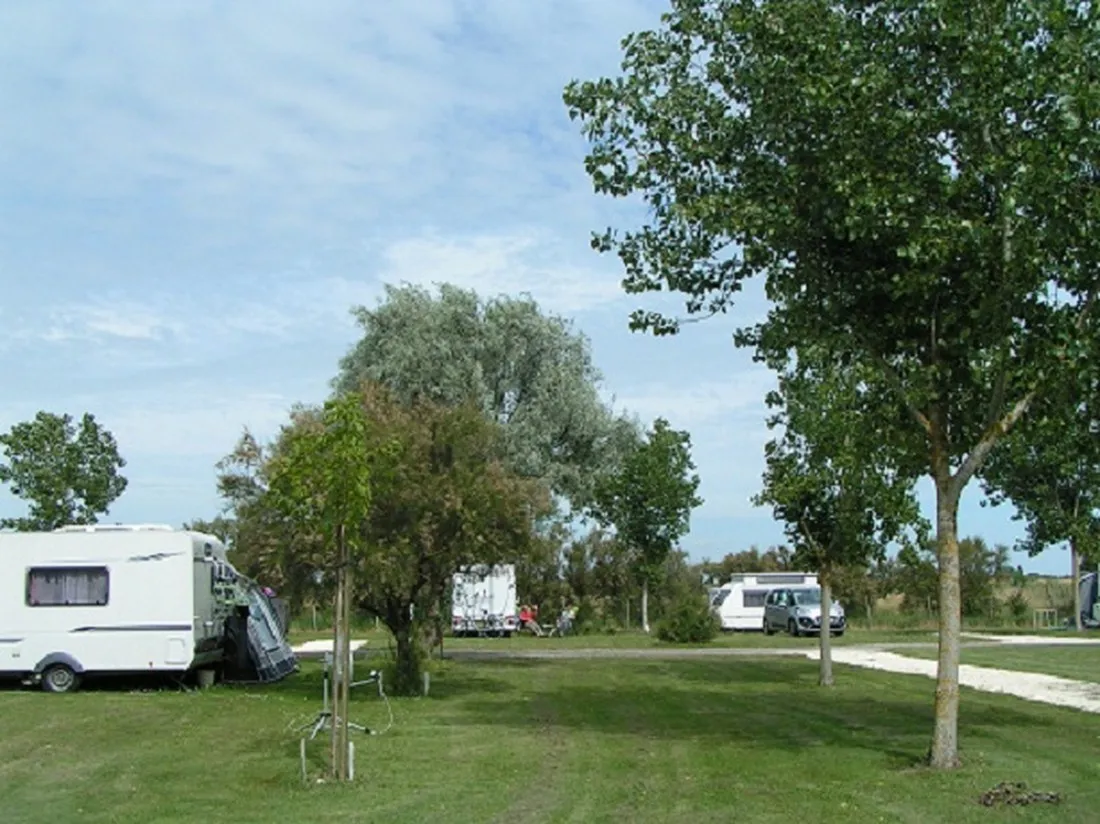 les-seulieres-st-denis-doleacuteron-ile-doleron-htjsa