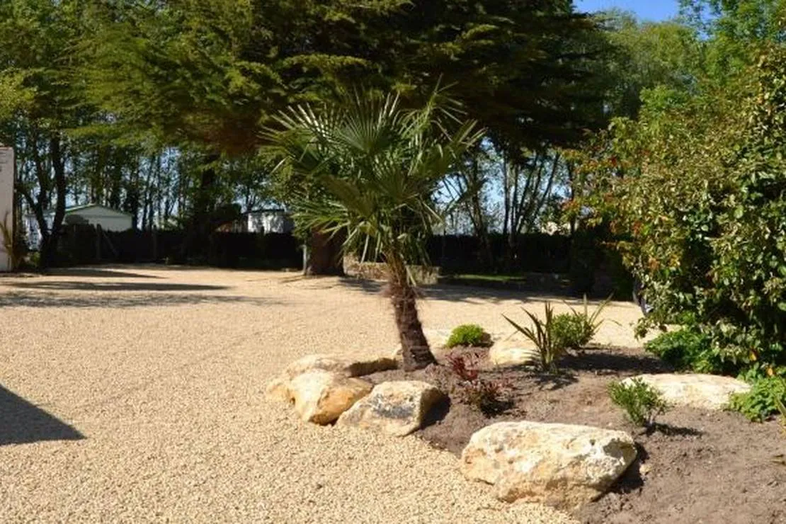 camping-la-loire-fleurie-le-perrier-evv5b