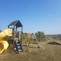 Eastview Campground & Badlands Trailrides