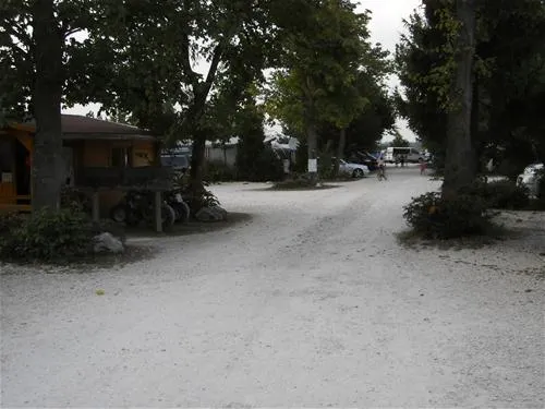campingplatz-schwarzfelder-hof-leipheim-jncpq