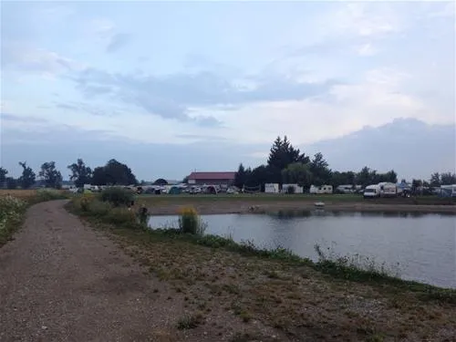 campingplatz-schwarzfelder-hof-leipheim-qwjnz