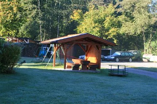 campingplatz-hipp-prem-3u9iz