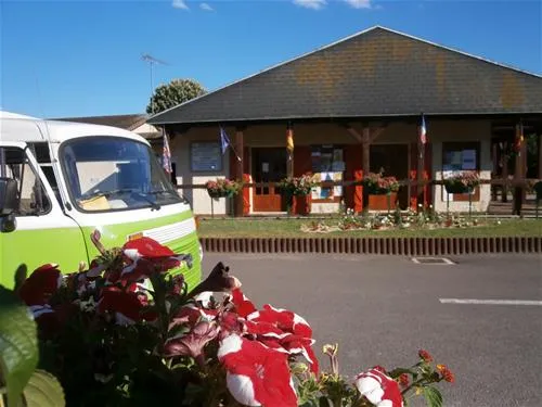 camping-municipal-montbard-bkrbj